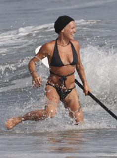 P!nk feet photo thumbnail