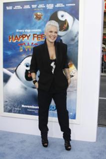 P!nk feet photo thumbnail