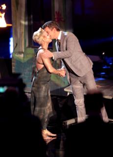 P!nk feet photo thumbnail