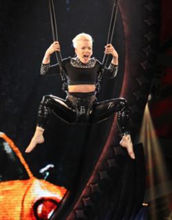 P!nk feet photo thumbnail