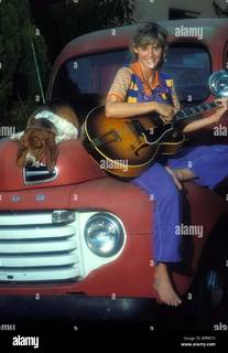 P.J. Soles feet photo 3