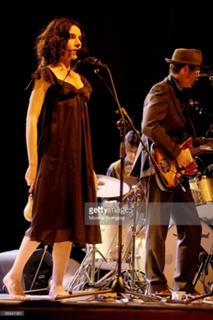 PJ Harvey feet photo 2