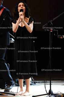 PJ Harvey feet photo 11