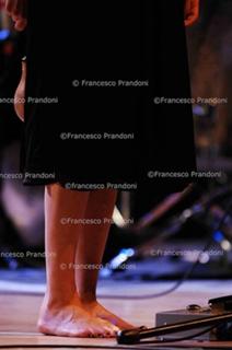 PJ Harvey feet photo 4