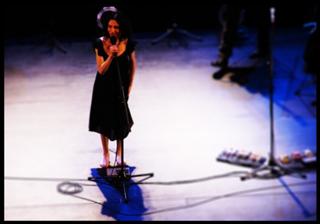PJ Harvey feet photo 2