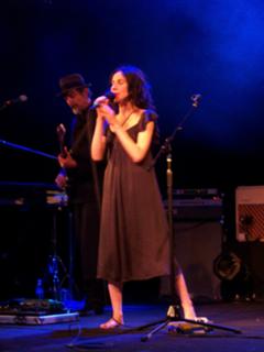 PJ Harvey feet photo 4