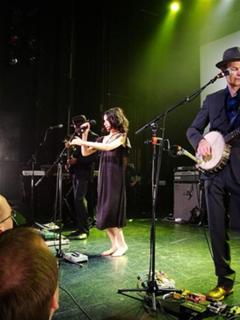 PJ Harvey feet photo 12