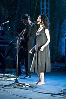 PJ Harvey feet photo 13