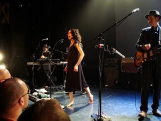PJ Harvey feet photo 11
