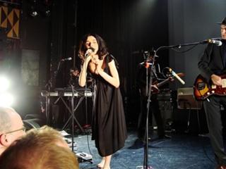 PJ Harvey feet photo 2