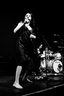 PJ Harvey feet photo 3