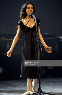 PJ Harvey feet photo 4