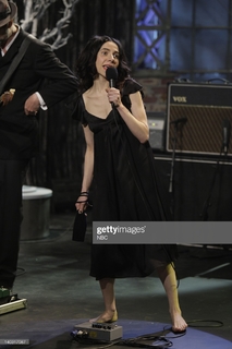 PJ Harvey feet photo 7