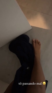POCAH feet photo 4