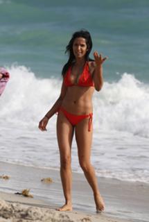 Padma Lakshmi feet photo thumbnail