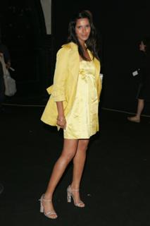 Padma Lakshmi feet photo thumbnail