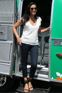 Padma Lakshmi feet photo thumbnail
