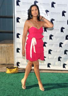 Padma Lakshmi feet photo thumbnail