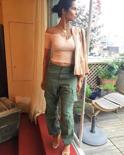 Padma Lakshmi feet photo thumbnail