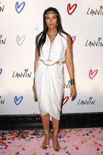 Padma Lakshmi feet photo thumbnail