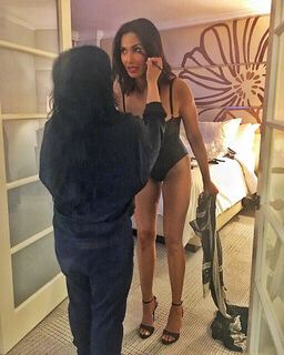 Padma Lakshmi feet photo thumbnail