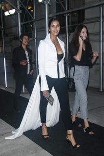 Padma Lakshmi feet photo thumbnail