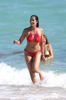 Padma Lakshmi feet photo thumbnail