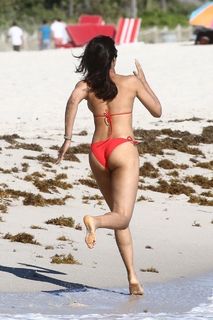 Padma Lakshmi feet photo thumbnail