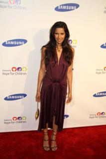 Padma Lakshmi feet photo thumbnail