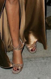 Padma Lakshmi feet photo thumbnail