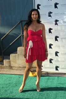 Padma Lakshmi feet photo thumbnail