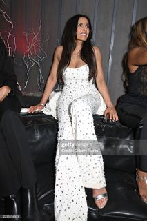 Padma Lakshmi feet photo thumbnail