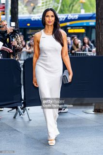 Padma Lakshmi feet photo thumbnail
