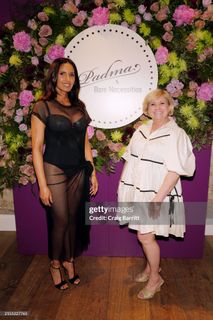 Padma Lakshmi feet photo thumbnail