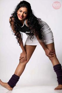 Padmapriya feet photo 3