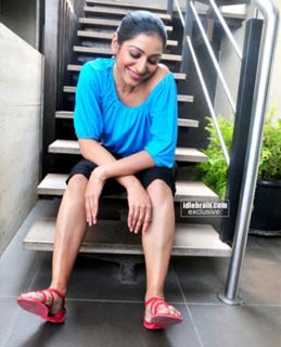 Padmapriya feet photo 12