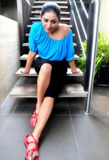 Padmapriya feet photo 7