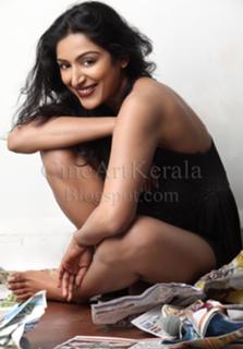 Padmapriya feet photo 19