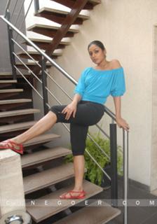 Padmapriya feet photo 18