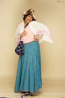 Padmapriya feet photo 15