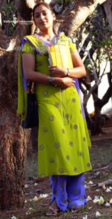 Padmapriya feet photo 12