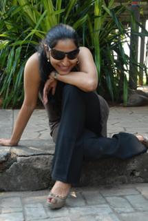 Padmapriya feet photo 11
