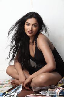 Padmapriya feet photo 7
