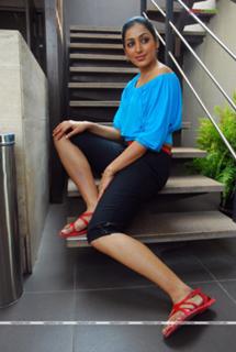 Padmapriya feet photo 1