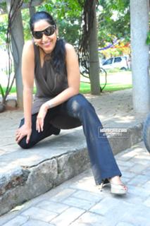 Padmapriya feet photo 6