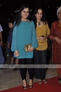 Padmini Kolhapure feet photo 1
