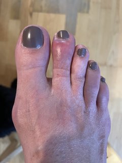 Paget Brewster feet photo thumbnail