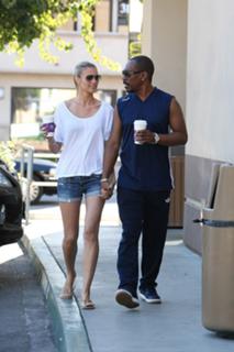 Paige Butcher feet photo thumbnail