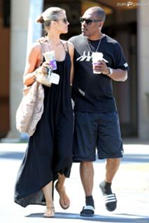 Paige Butcher feet photo thumbnail