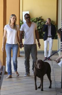 Paige Butcher feet photo thumbnail